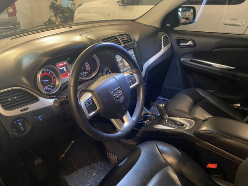 Imagen 6 de 25 de Dodge Journey R/t 3.6 2018