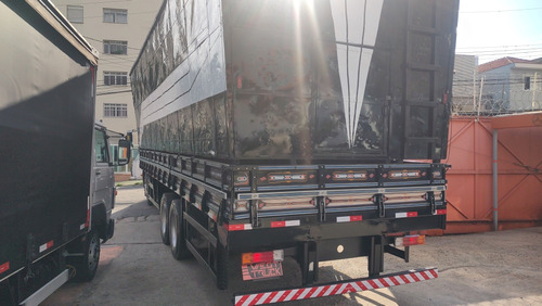 Mercedes Atego 2426 Modelo 2018 Com Carroceria Carvoeira