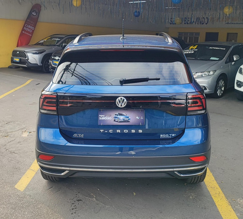 Volkswagen T-Cross 1.0 200 TSI TOTAL FLEX COMFORTLINE AUTOMÁTICO