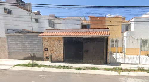 Casa En Venta En Candiles, Querétaro.