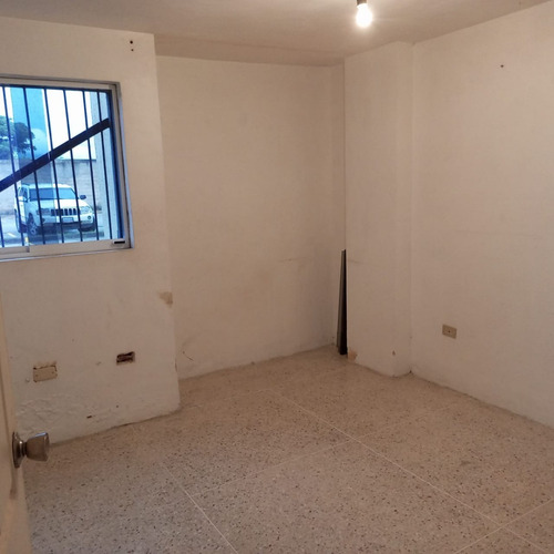 Imagen 10 de 23 de Global Alquila Apartamento En Paraparal, Res. Copoazu (gla-1153)