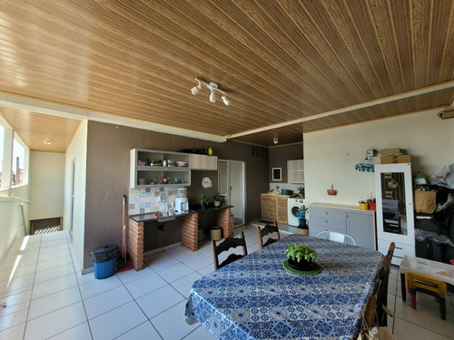 Casa Com Salão Comercial À Venda Em Ferraz De Vasconcelos