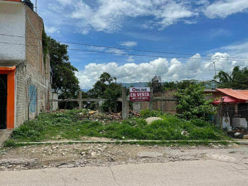 Imagen 1 de 7 de Terreno En Ubicación Comercial Con Todos Los Servicios