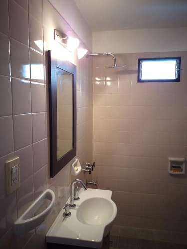Imagen 12 de 20 de Departamento En Venta - 2 Dormitorios 1 Baño - 46mts2 - La Plata