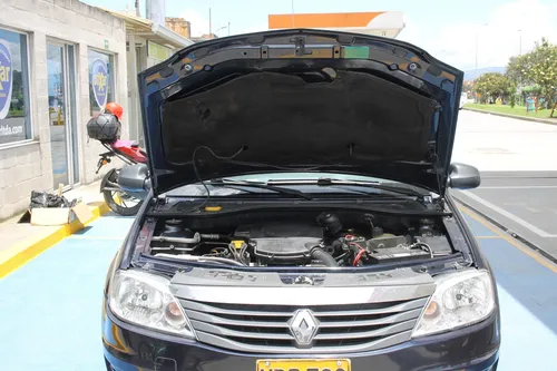 Renault Logan 1.6 Expression 2014