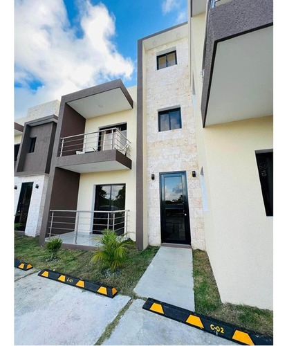 Vendo Apartamento Bávaro - Residencial El Ejecutivo