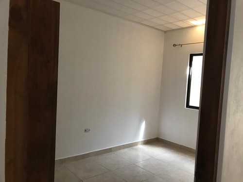 Imagen 4 de 14 de Alquilo Apartamento De 1 Dormitorio En Desamparados.