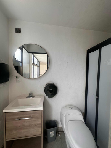 Oficinas / Bodega 175m2 3 Baños Excelente Ubicación Al Sur