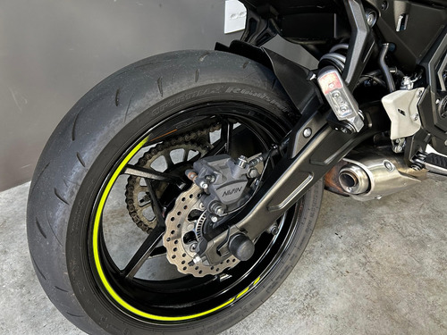 Kawasaki Z650 Abs 2024 - Único Dono - Revisões Em Concess.