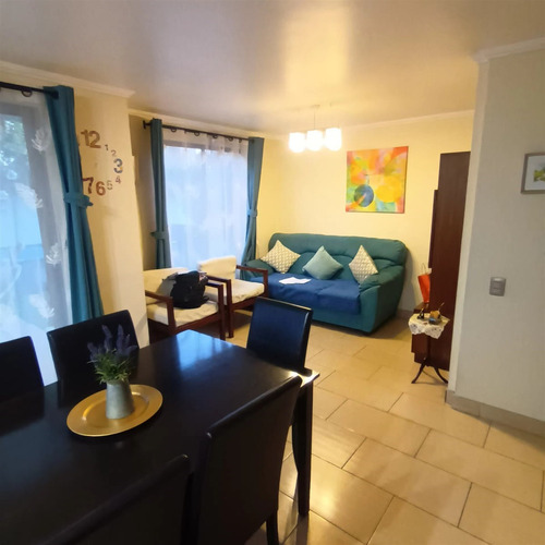 Casa En Venta De 4 D+3b En Consistorial/antupiren, Peñalolén