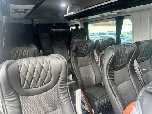 Volkswagen Crafter 2.0 Pasajeros 5.0 Ton Lwb Caja Extendida Mt
