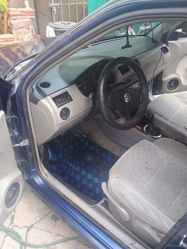 Volkswagen Pointer 2002