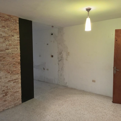 Imagen 9 de 23 de Global Alquila Apartamento En Paraparal, Res. Copoazu (gla-1153)