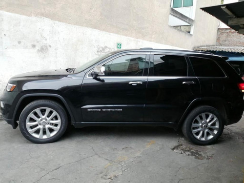Imagen 5 de 13 de Jeep Grand Cherokee 2017 Limited Lujo
