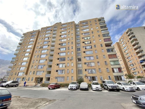 Imagen 1 de 30 de Departamento En Venta De 3 Dorm. En Iquique