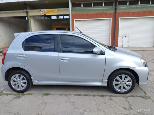 Toyota Etios 1.5 Xls At