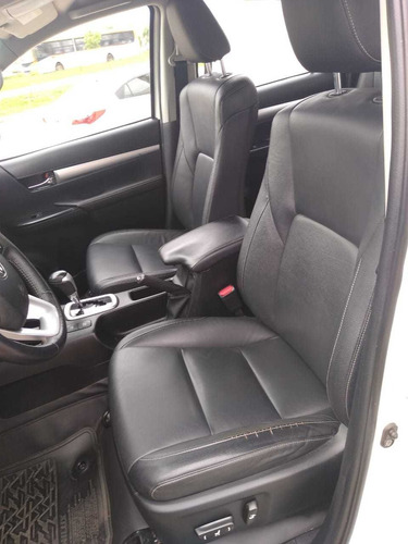 Toyota Hilux Cabine Dupla 2.8 Tdi Srx Cd 4x4 (aut)