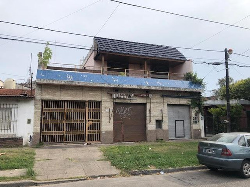 Imagen 2 de 2 de Casa 3 Ambientes / Departamento 2 Ambientes Y 2 Locales En Venta - Merlo Sur - Permuta