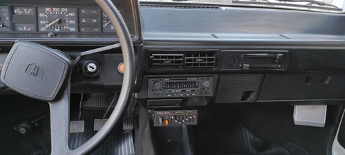 Imagem 4 de 8 de Volkswagen Gol