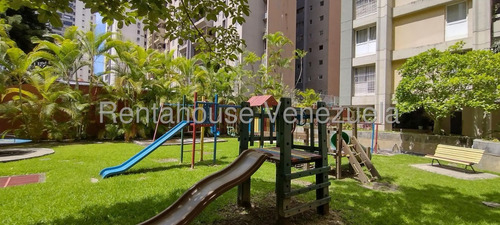 Apartamento Con Gran Potencial Para Remodelar!! 25-24271