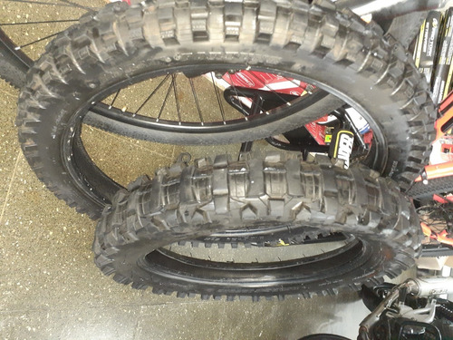 Kit Cubiertas Holng Fortune 110/100-18 + 30021 Tornado 250