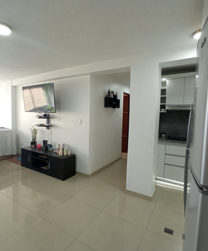 Imagen 3 de 16 de Apartamento En Venta Maracay 0412-8887550
