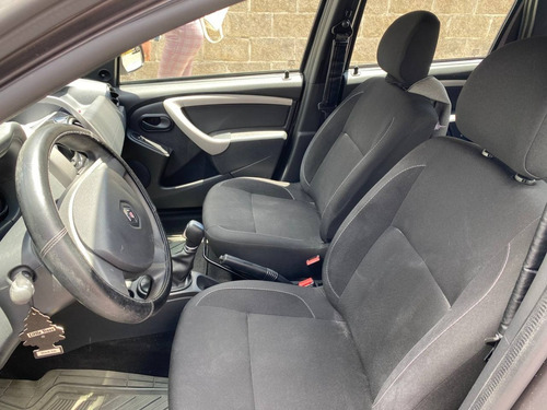 Imagen 13 de 15 de Renault Duster Zen 2.0 2019