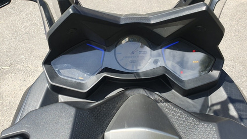 Scooter Kymco Ak 550