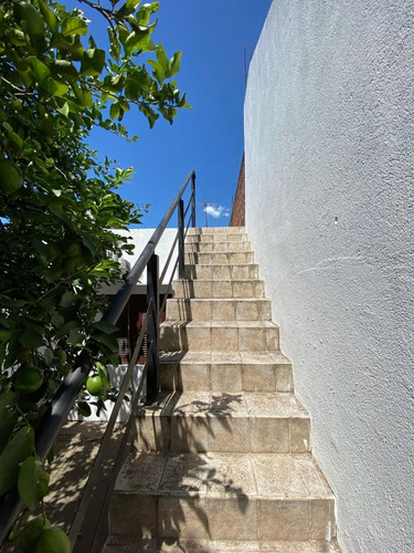 Venta Casa De 2 Dormitorios Bº Echeverria