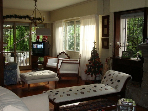 Venta De Hermosa Casa