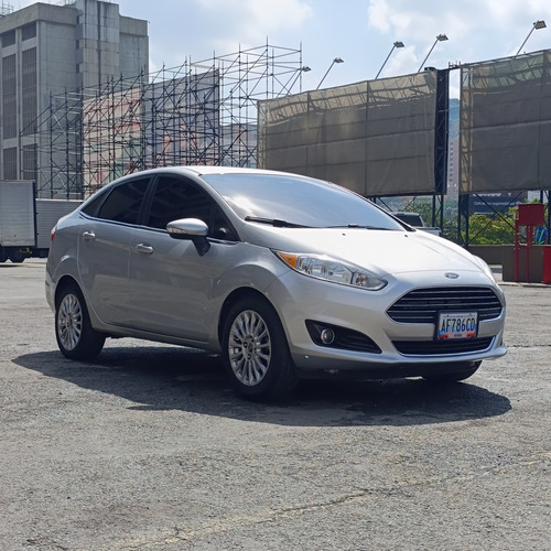 Ford Fiesta Titaniun 2017
