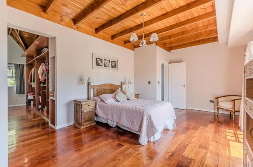 Chalet Barrio Ex Malibu - 3 Dorm - 2 Esc - Jardin Libre