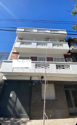 Imagen 1 de 12 de Venta Deptarmento Cuatro Ambientes Paternal