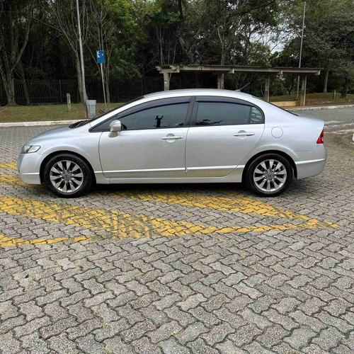 Imagem 10 de 15 de Honda Civic 2011 1.8 Lxl Couro Flex 4p