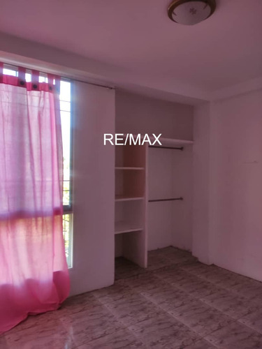Venta De Apartamneto En Conjunto Residencial Jardines De Castillejo, Guatire