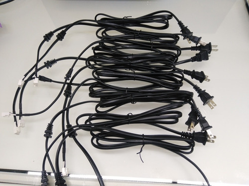 Paquete De Cable De Corriente De Pantalla Con Clavija Y Uña