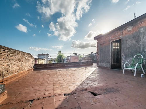 Casa 3 Amb Patio, Terraza, Cochera Isidro Casanova