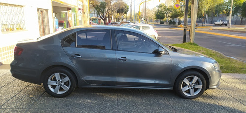 Imagen 2 de 20 de Volkwagen Vento Advance Plus At