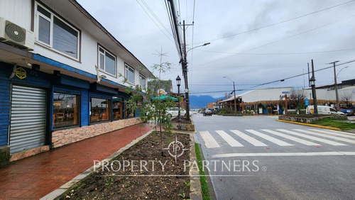 Arriendo De Local En Esquina Principal