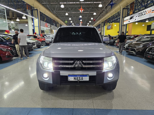 Mitsubishi Pajero Full 3.8 HPE 4X4 V6 24V GASOLINA 2P AUTOMÁTICO