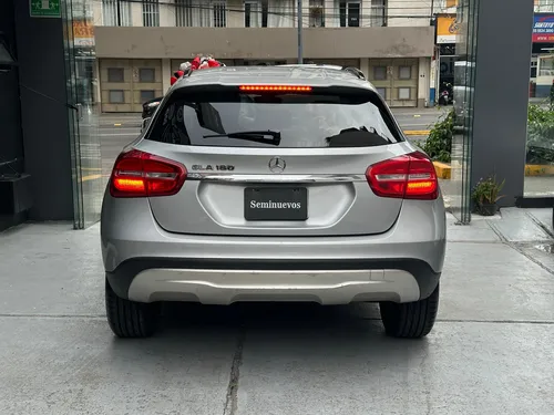 Mercedes-Benz Clase GLA GLA 180 1.6LT TA