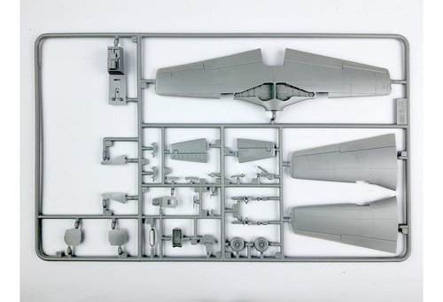 Mustang Avion Italeri 1452 P51 para construir um kit de modelo 1/72