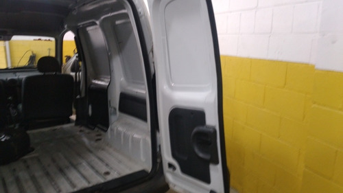 Imagem 7 de 9 de Renault Kangoo Express 2015 1.6 16v Porta Lateral Hi-flex 5p