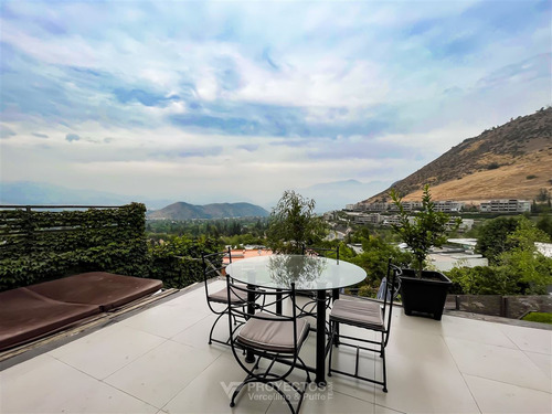 Casa En Venta De 5 Dorm. En Lo Barnechea
