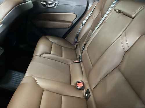 Volvo XC60 2.0 T8 RECHARGE PLUS AWD GEARTRONIC