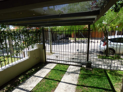 Imagen 4 de 22 de Casa En Venta Alto Alberdi 4 Dormitorios Apto Bancor