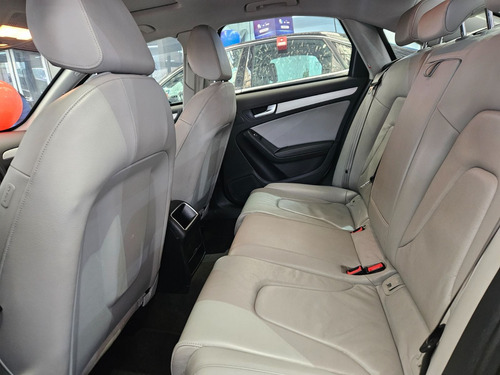 Audi A4 Launch Edition 2.0 TFSI 190cv S troni