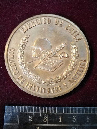 Medalla Comando De Institutos Y Doctrina. Ejército De Chile.