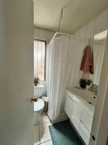 Excelente Casa 4 Dormitorios, 3 Baños, Comuna De Peñalolén