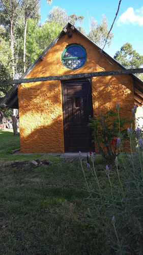 Chacra Con Casa Amplia Y Pequeña Cabaña En Ruta 7 Km 50.